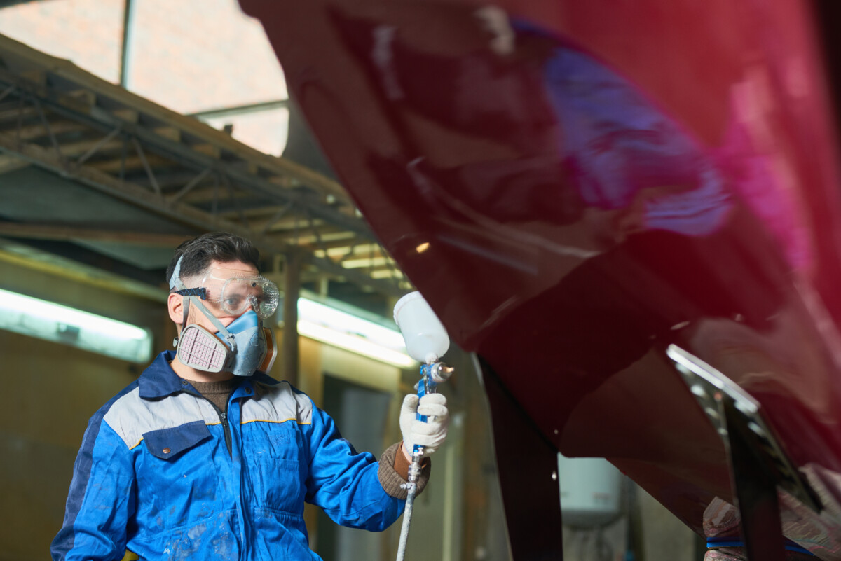 Boat-Manufacturers-Spray Gun Cleaning and solvent recovery